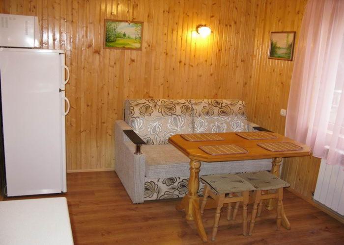 Котедж Яремча Экстерьер фото
